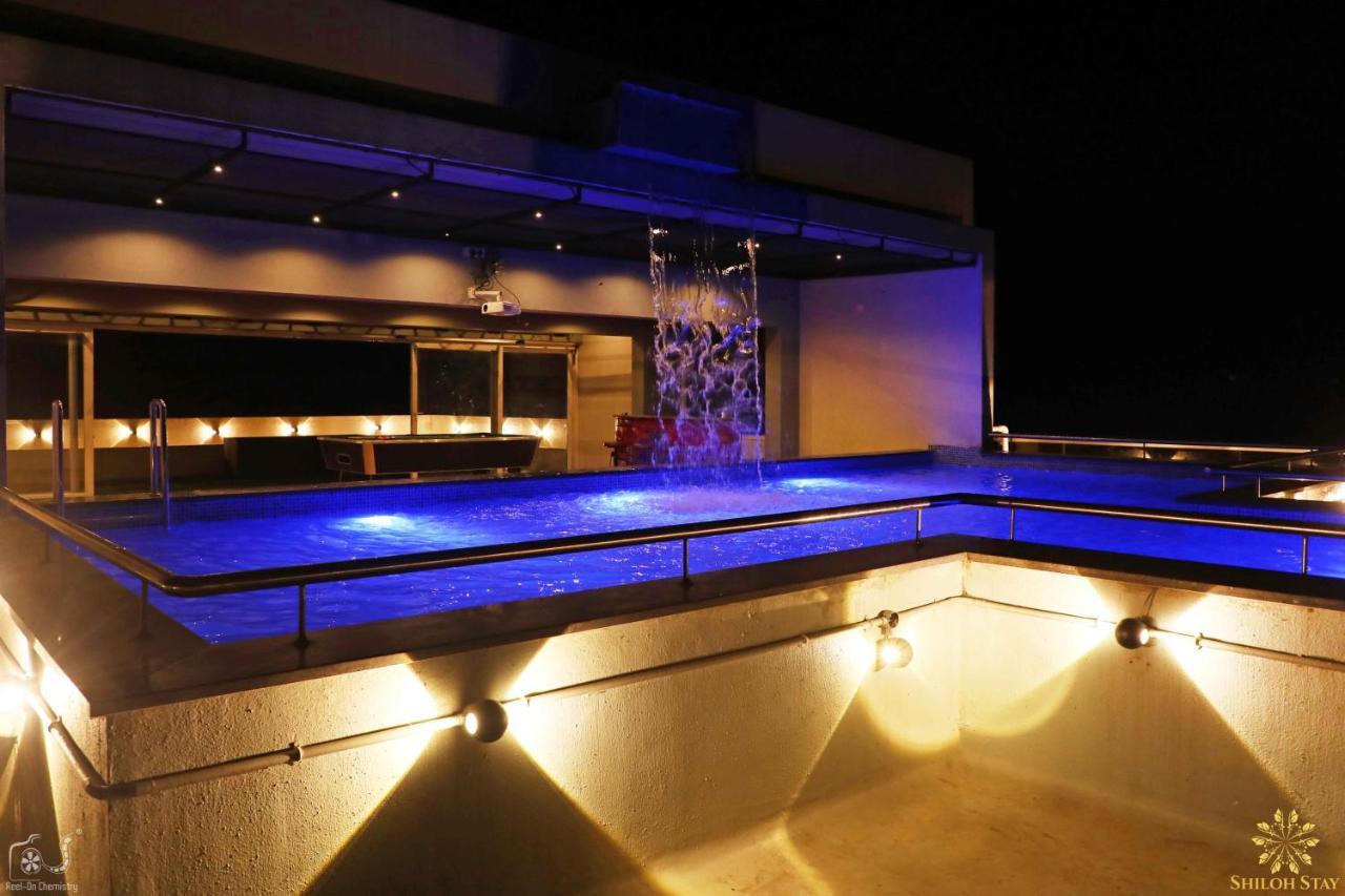 Sport Bar Villa 6Bhk Infinity Pool With Waterfall イガットプリ エクステリア 写真